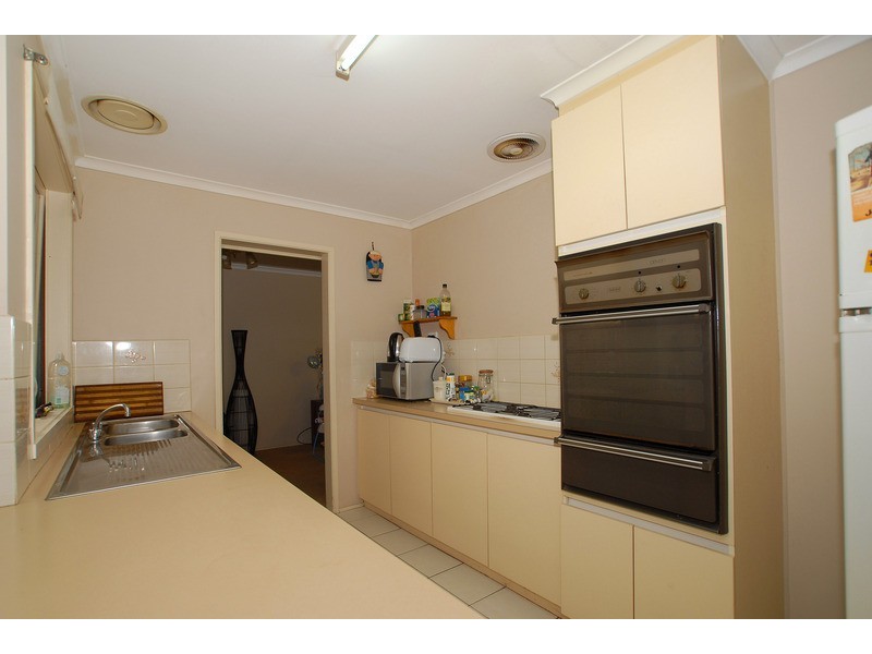 5 Carrington Crescent, Carrum Downs VIC 3201