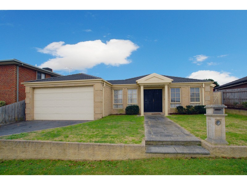 7 Helm Court, Carrum Downs VIC 3201