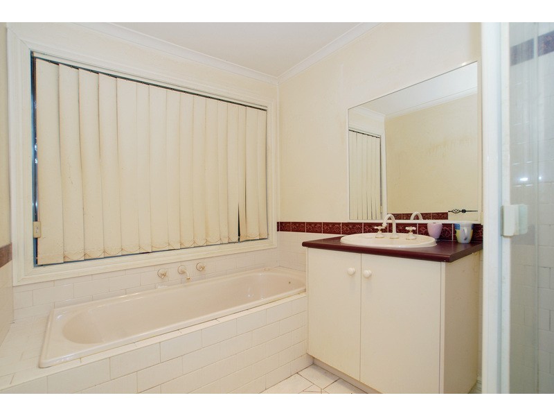 7 Helm Court, Carrum Downs VIC 3201
