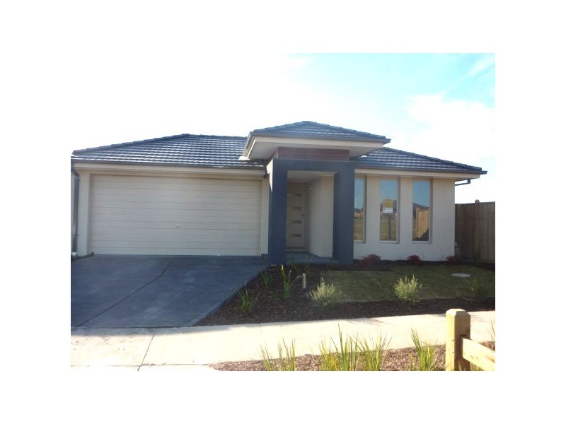 23 Danube Close, Skye VIC 3977
