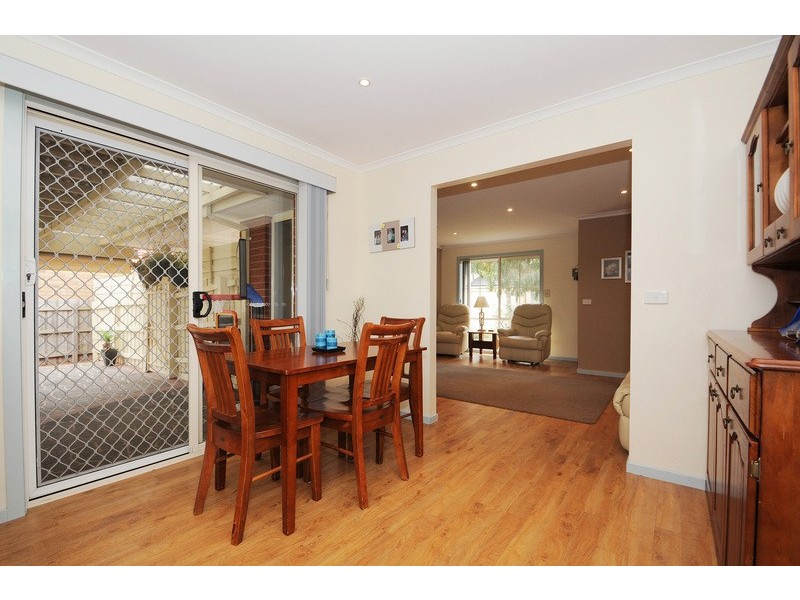 44 Bushlark Drive, Carrum Downs VIC 3201