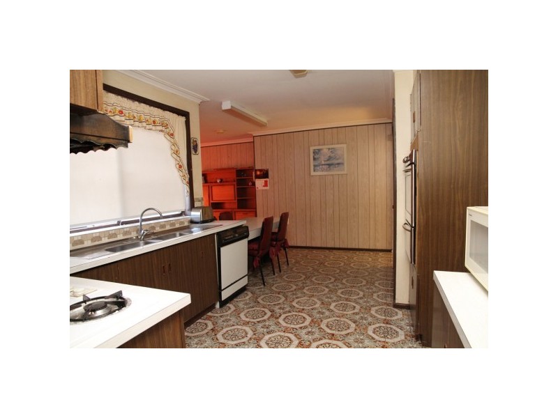 6 Muirfield Court, Frankston VIC 3199