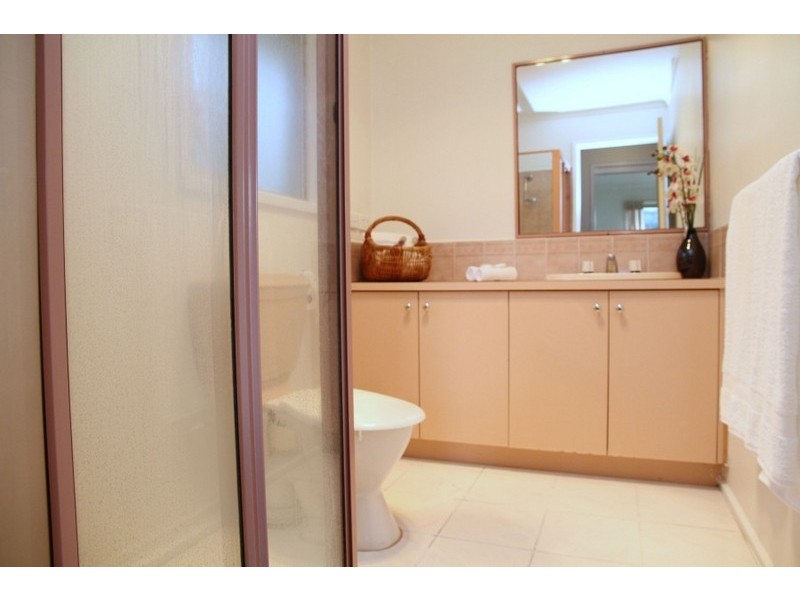 8 Naroo Place, Frankston VIC 3199