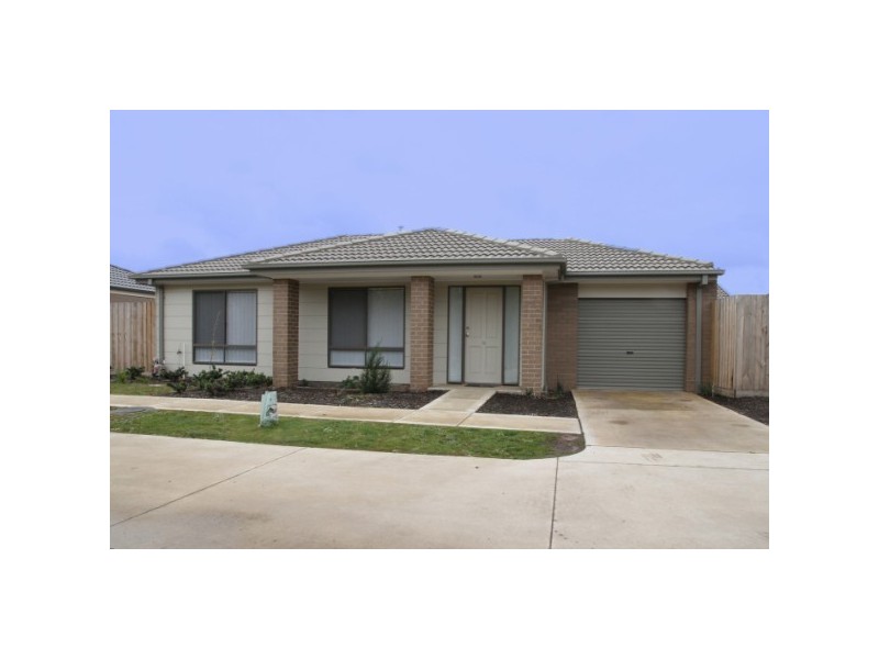 18/3 Elisa Place, Hastings VIC 3915