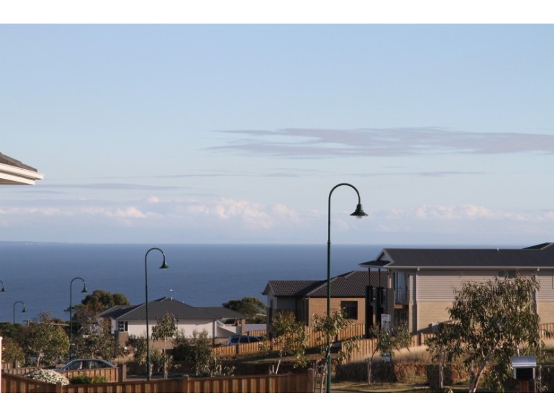 25 Waterview Drive, Mount Martha VIC 3934