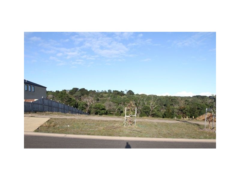 25 Waterview Drive, Mount Martha VIC 3934