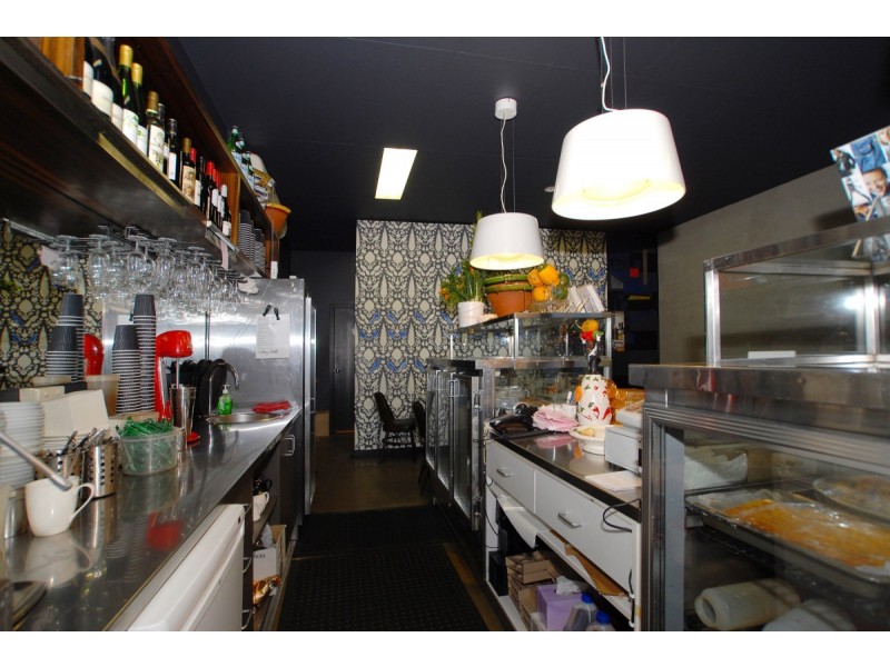 Shop 8/87 Mount Eliza Way, Mount Eliza VIC 3930