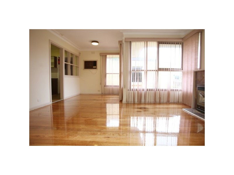 8 Woorilla Court, Frankston VIC 3199