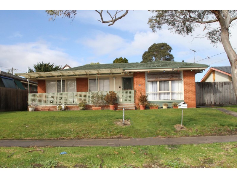 13 Blaxland Avenue, Frankston South VIC 3199