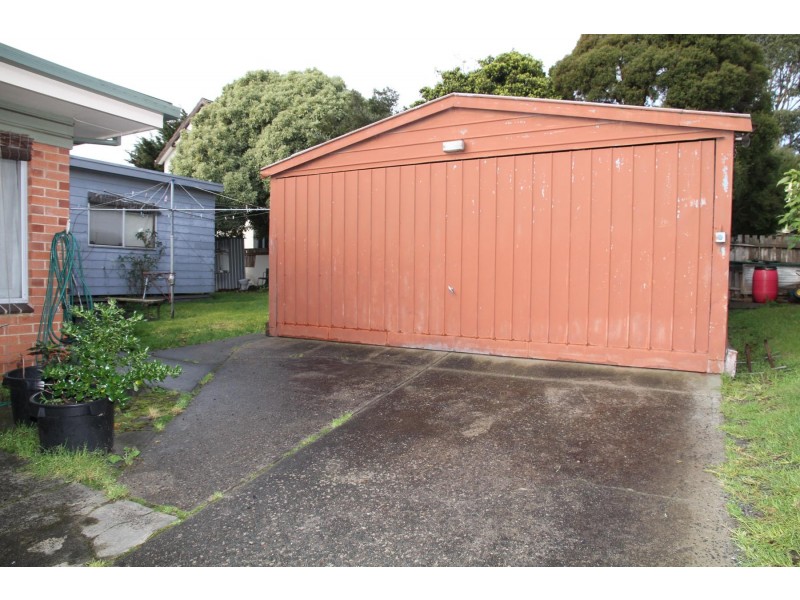 13 Blaxland Avenue, Frankston South VIC 3199