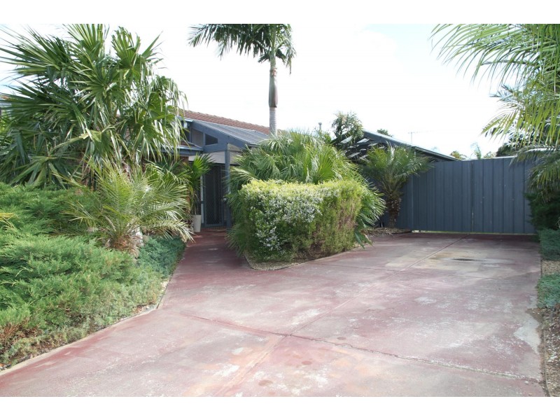 67 Rangeview Drive, Skye VIC 3977