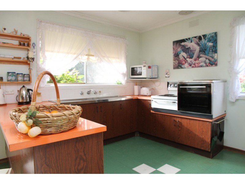 19 Barmah Court, Frankston South VIC 3199