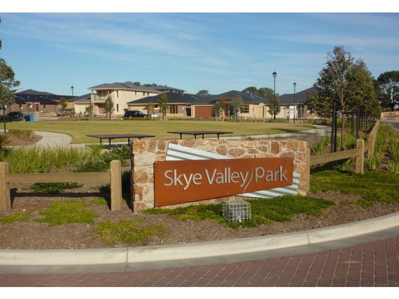 16 Santa Clara Mews, Skye VIC 3977