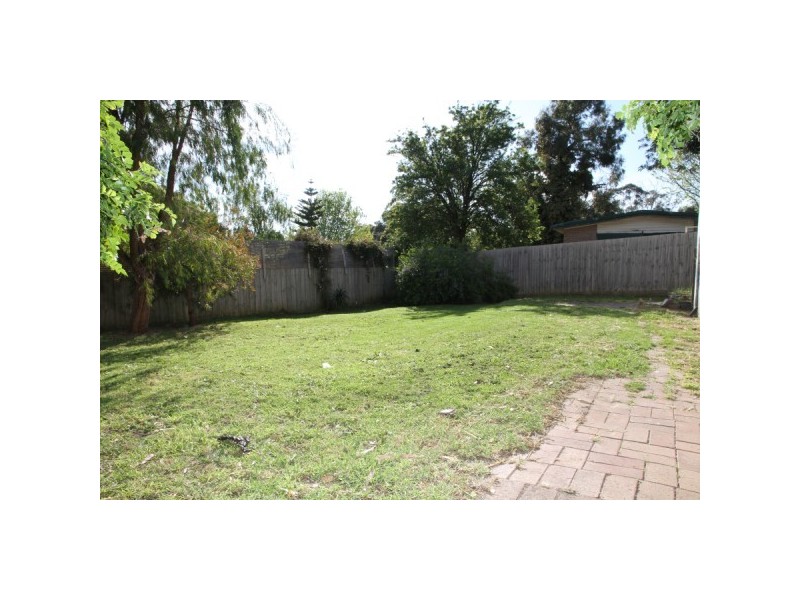 121 Wangarra Road, Frankston VIC 3199