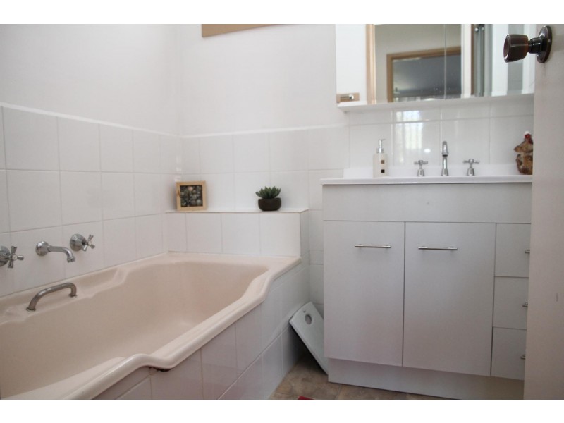 30 Washington Drive, Frankston VIC 3199