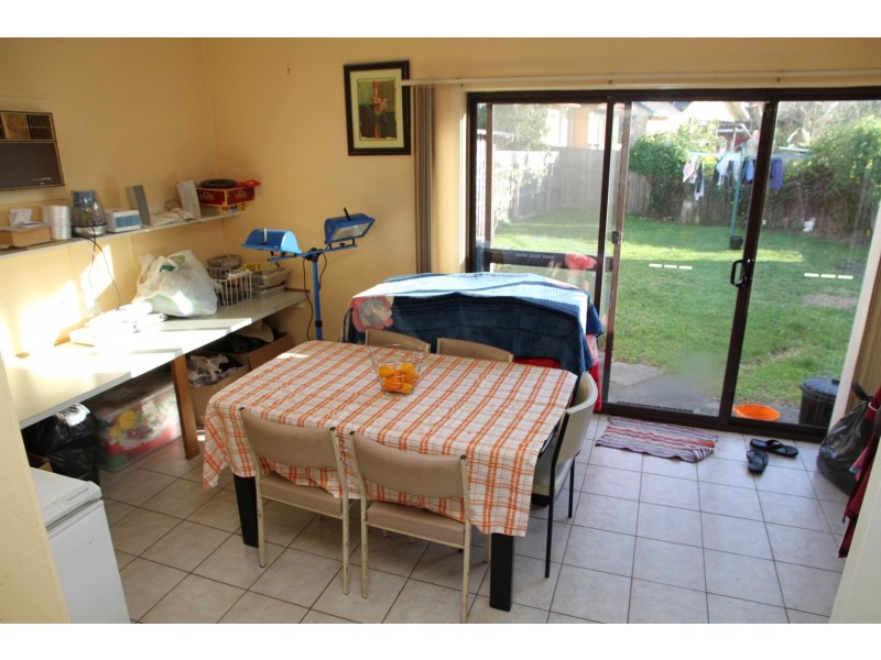 4 Nodding Avenue, Frankston North VIC 3200