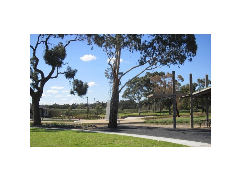 33 (Lot 29) Sanoma Drive, Skye VIC 3977