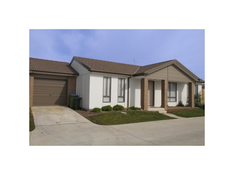 13/3 Elisa Place, Hastings VIC 3915