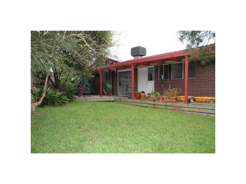 4 Charon Court, Frankston VIC 3199