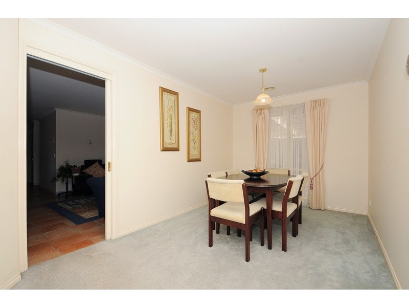 97 Rangeview Drive, Skye VIC 3977