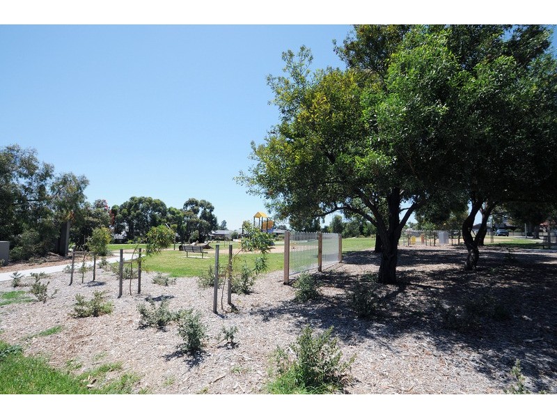 79 Carrum Woods Drive, Carrum Downs VIC 3201