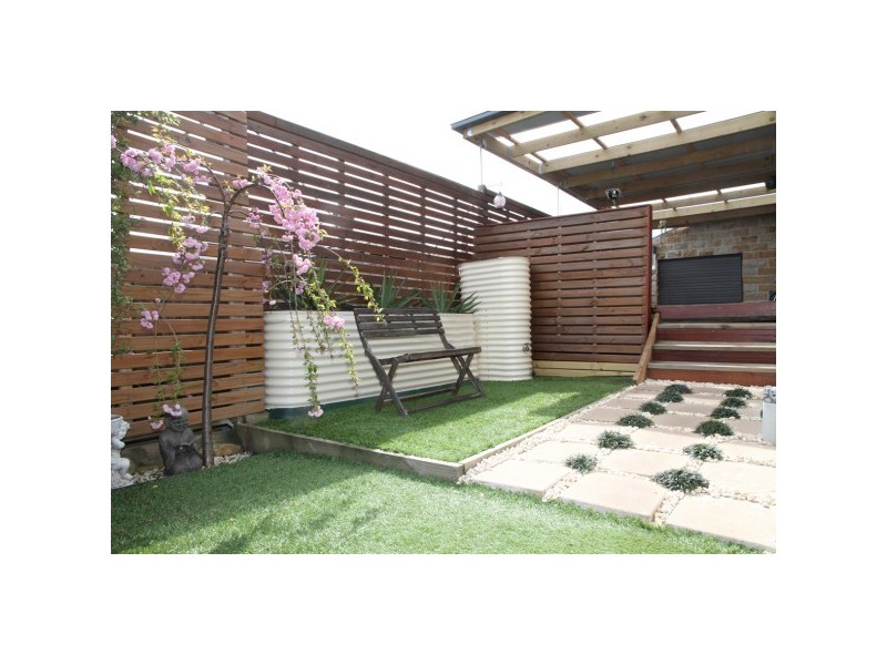 18 Golden Way, Skye VIC 3977