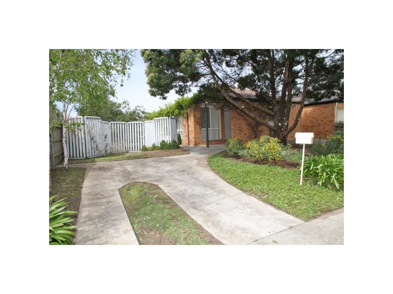 61 Fairhaven Boulevard, Cranbourne West VIC 3977