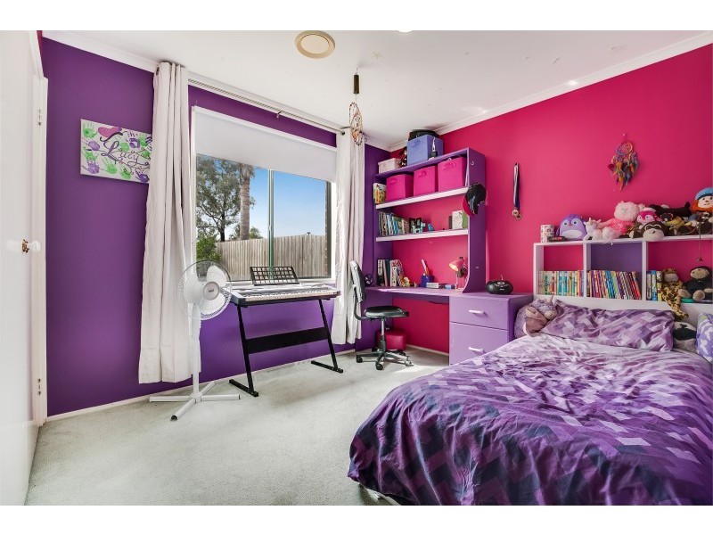 8 Tolga Close, Carrum Downs VIC 3201