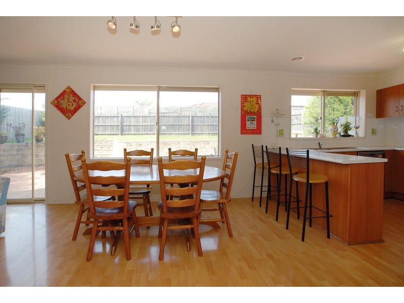 32 Manchester Drive, Skye VIC 3977