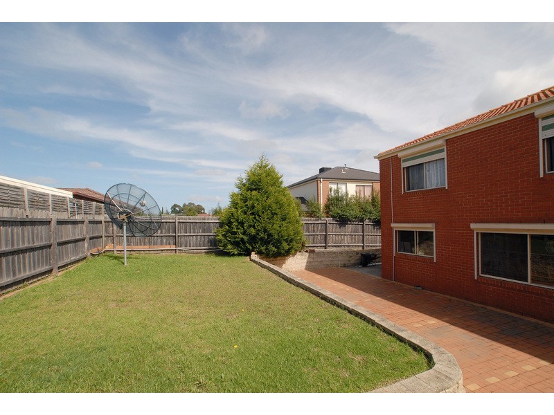 32 Manchester Drive, Skye VIC 3977