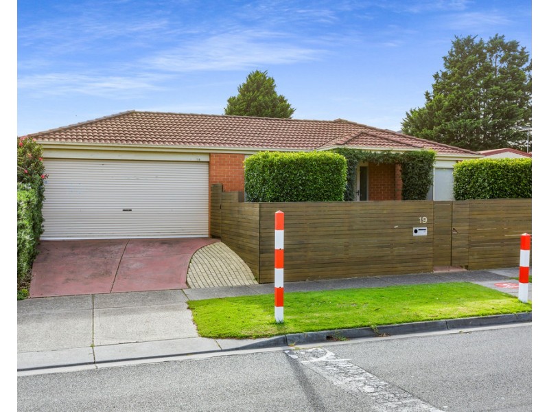 19 Tattler Street, Carrum Downs VIC 3201