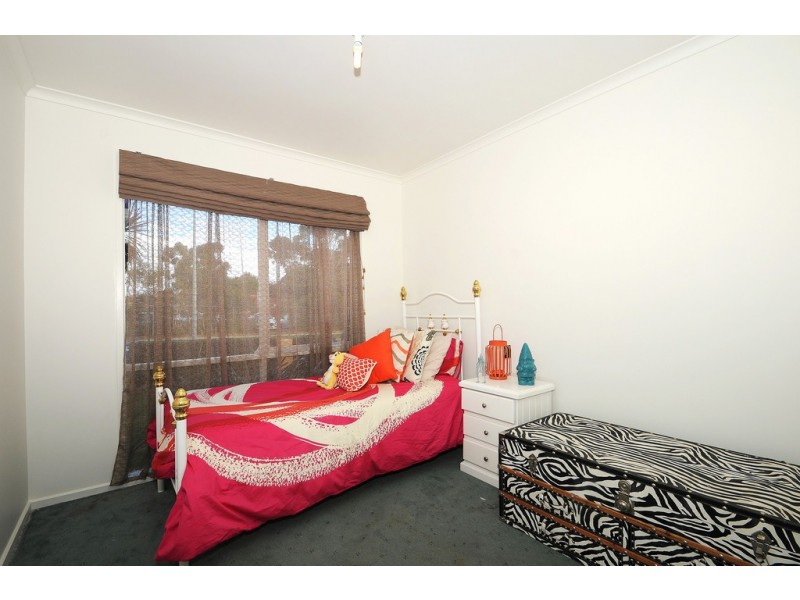 15 Tattler Street, Carrum Downs VIC 3201