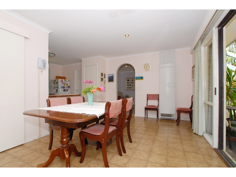 1 Emora Court, Frankston VIC 3199