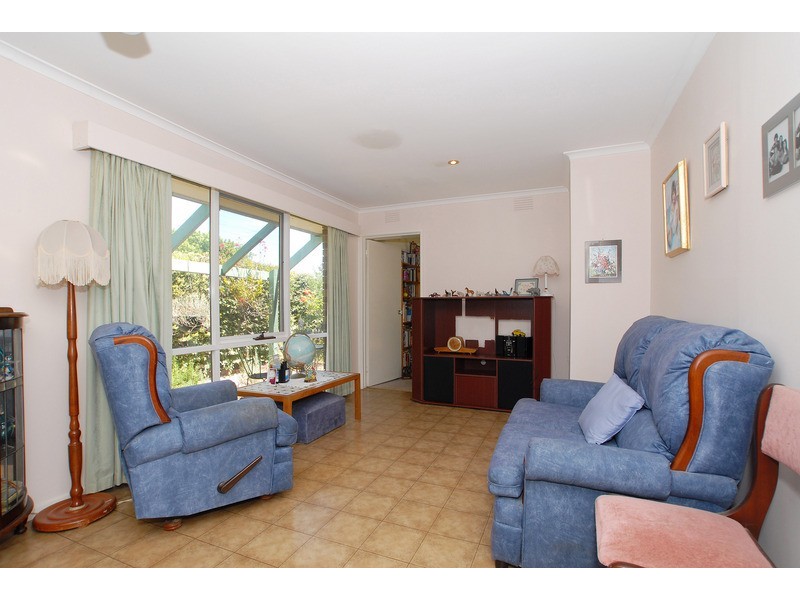 1 Emora Court, Frankston VIC 3199