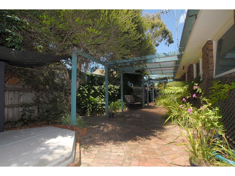 1 Emora Court, Frankston VIC 3199