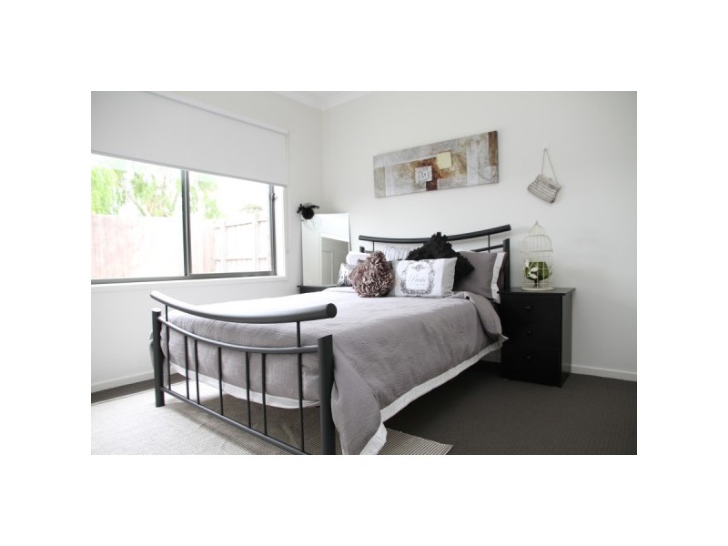 17 Sky Way, Carrum Downs VIC 3201