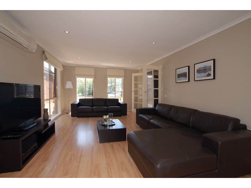 14 Stephanie Court, Patterson Lakes VIC 3197