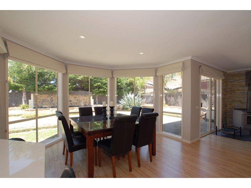 14 Stephanie Court, Patterson Lakes VIC 3197