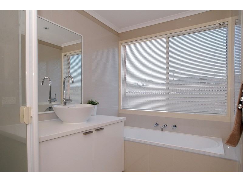 14 Stephanie Court, Patterson Lakes VIC 3197