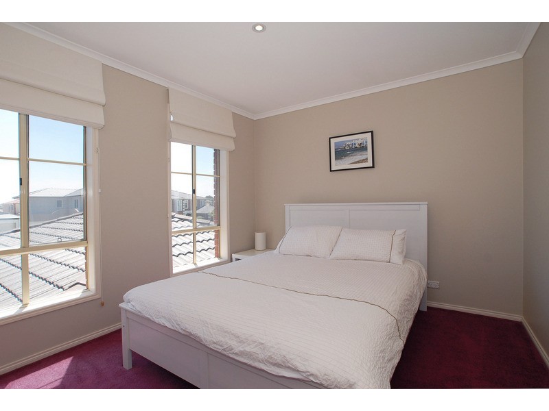 14 Stephanie Court, Patterson Lakes VIC 3197