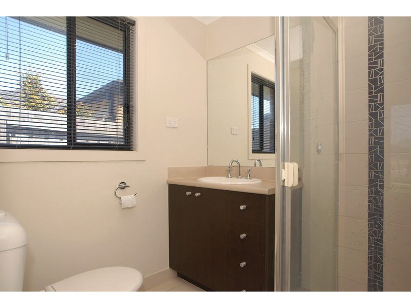 9 Garnet Close, Skye VIC 3977