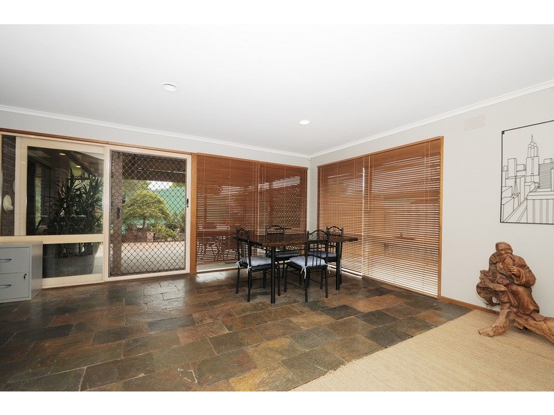 6 Thornbill Drive, Carrum Downs VIC 3201