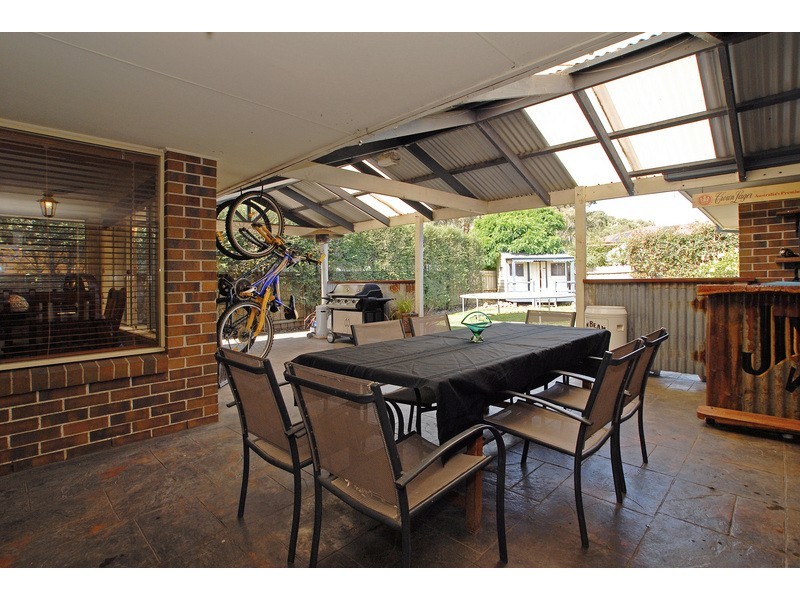 20 Captain Cook Close, Skye VIC 3977
