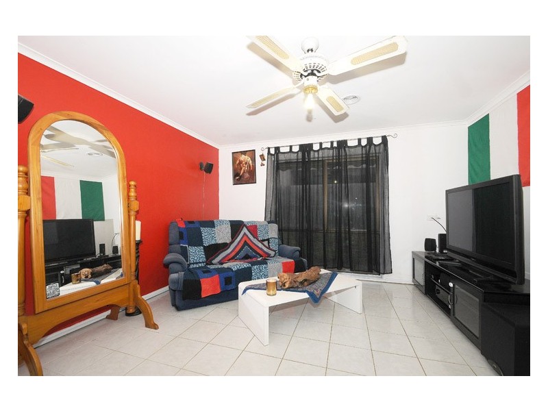 5 Honeyeater Place, Carrum Downs VIC 3201