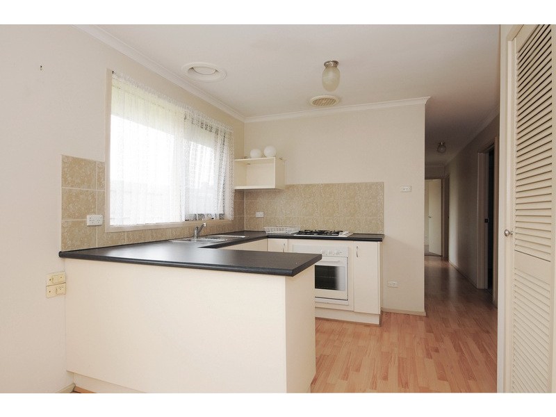 1/13 Honeyeater Place, Carrum Downs VIC 3201