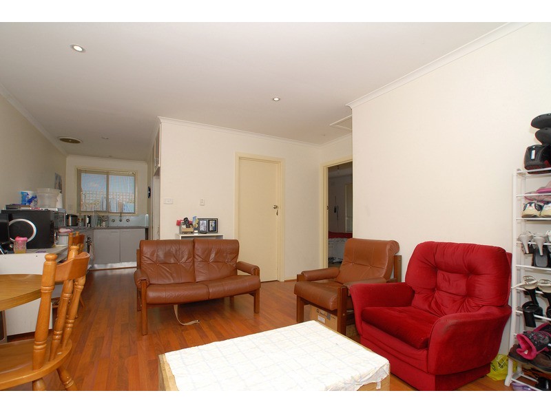 3/27 McMahons Road, Frankston VIC 3199