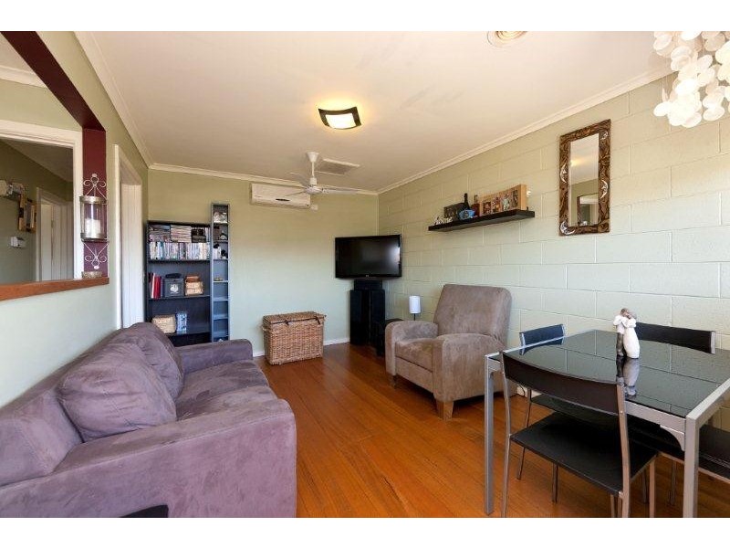 2/24 Golden Avenue, Chelsea VIC 3196
