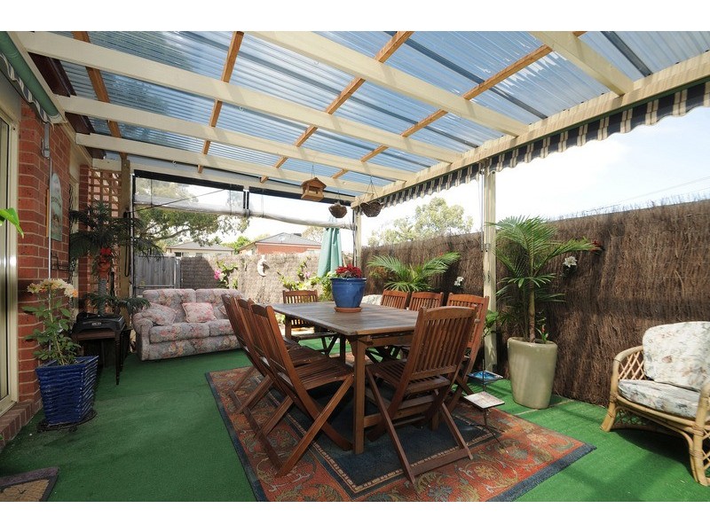 16/2 Edward Street, Langwarrin VIC 3910