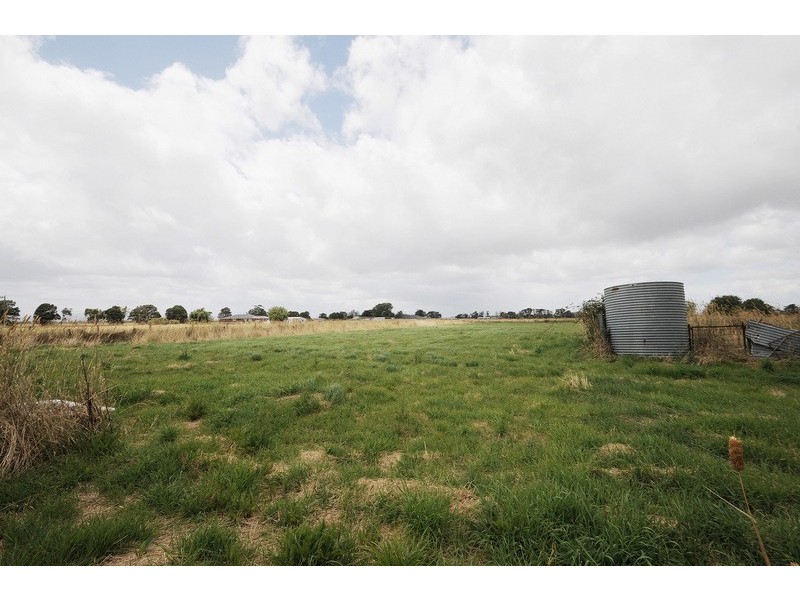 15 Elms Road, Bangholme VIC 3175