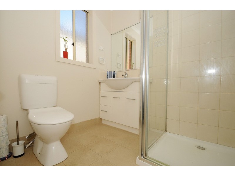 2/2 Edward Street, Langwarrin VIC 3910